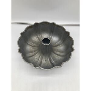 Vintage Bundt® Cake Pan Northland Aluminum‎ Products 10" Minneapolis USA